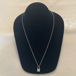 Louis Vuitton Pendant Lockit silver necklace- SO like new!